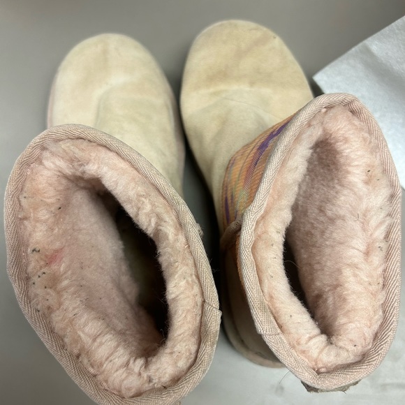 UGG Australia boots size 7 womens - Picture 4 of 4